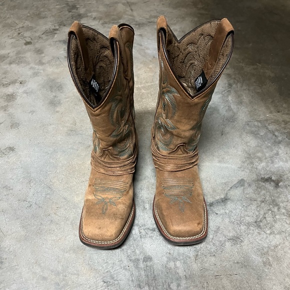 Laredo Women’s Square Toe Boots - Picture 1 of 4